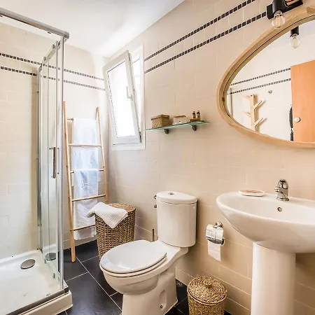 Elegant In With Harbour Views, Menorca Villa *