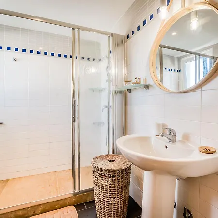 Elegant In With Harbour Views, Menorca Villa