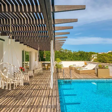 Elegant In With Harbour Views, Menorca Villa