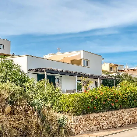 Elegant In With Harbour Views, Menorca *