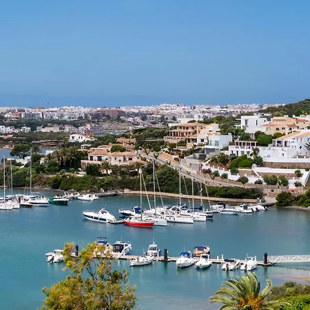Elegant In With Harbour Views, Menorca *